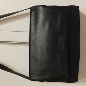 Tumi Flap Women's Messenger Bag
